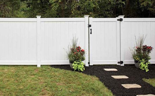 Vinyl Gates & Hardware